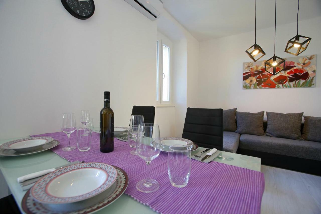 Apartman Paolo Лабин Екстериор снимка